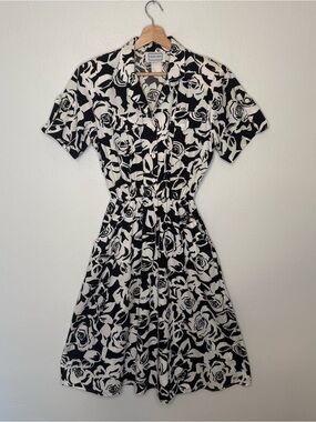Vintage 80s Christina Grant Black & White Floral Shirtdress Midi Rose Print M/L